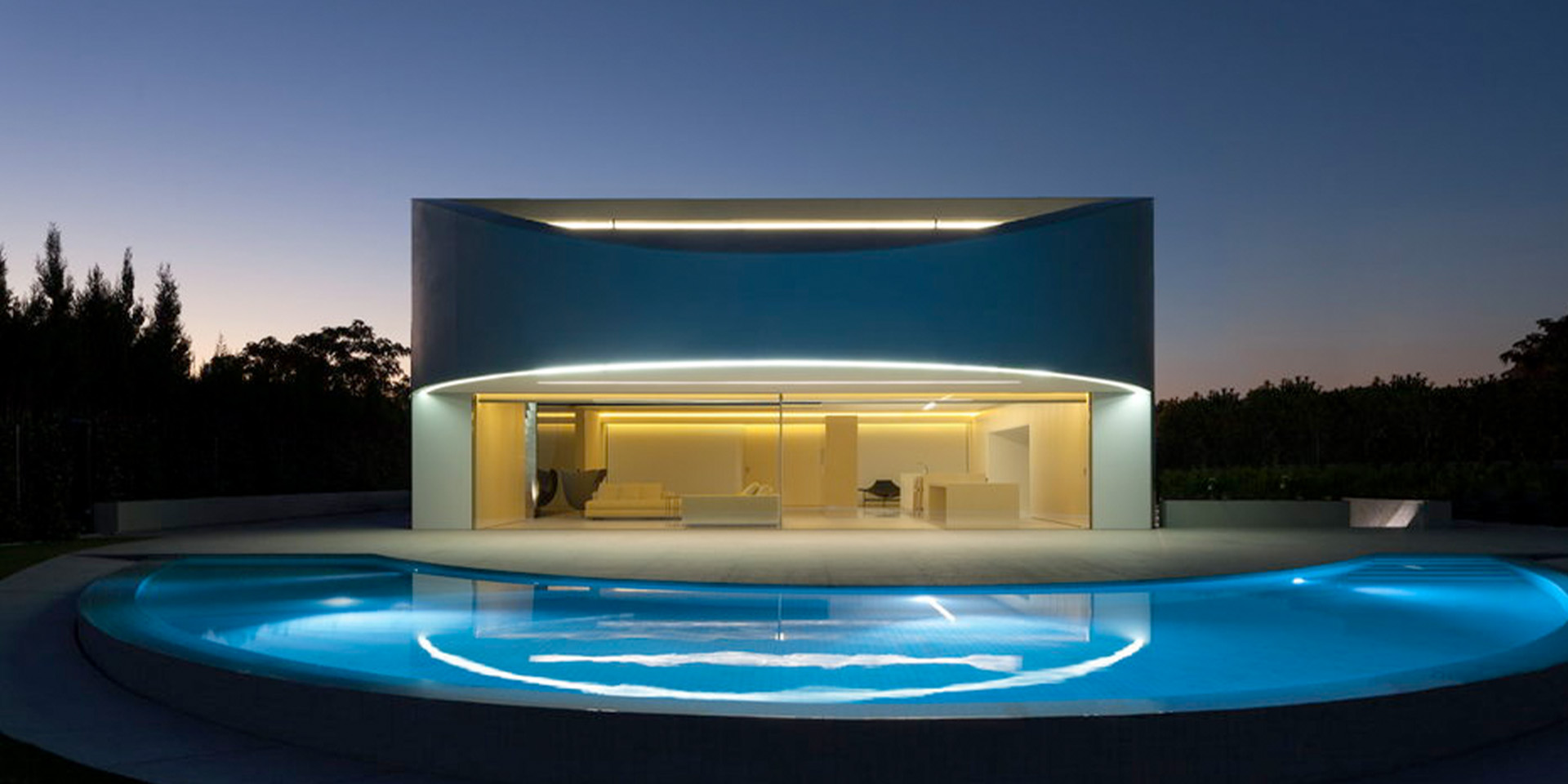 Innovación en la Arquitectura Cilíndrica de Casa Balint